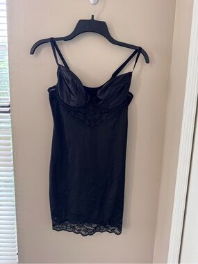 Berlei Vintage Black Satin Lace Trim Slip Dress Chemise Nightie 36B